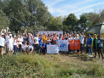 участники акции "Всемирный день чистоты"